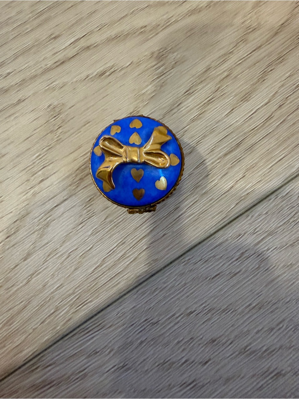Limoges Blue and Gold Heart Bow Compact